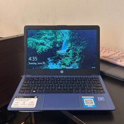 HP Laptop Windows 11