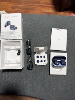 Bowers & Wilkins Pi8 Earbuds (Midnight Blue)