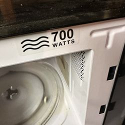 Walmart 700 Watt Microwave 