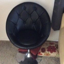 Swivel Chairreduced