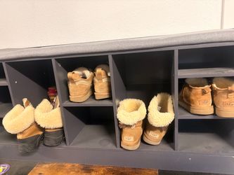Shoe Storage Bench with Padded Seat