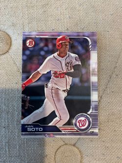 Juan Soto baseball card
