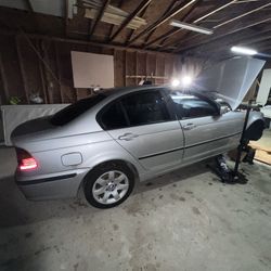 2004 bmw 325xi parting out