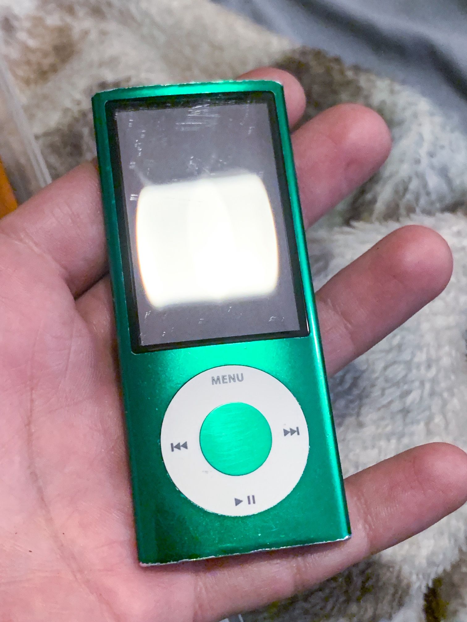 Apple iPod Nano 5th Gen With Camera - New Battery - Green