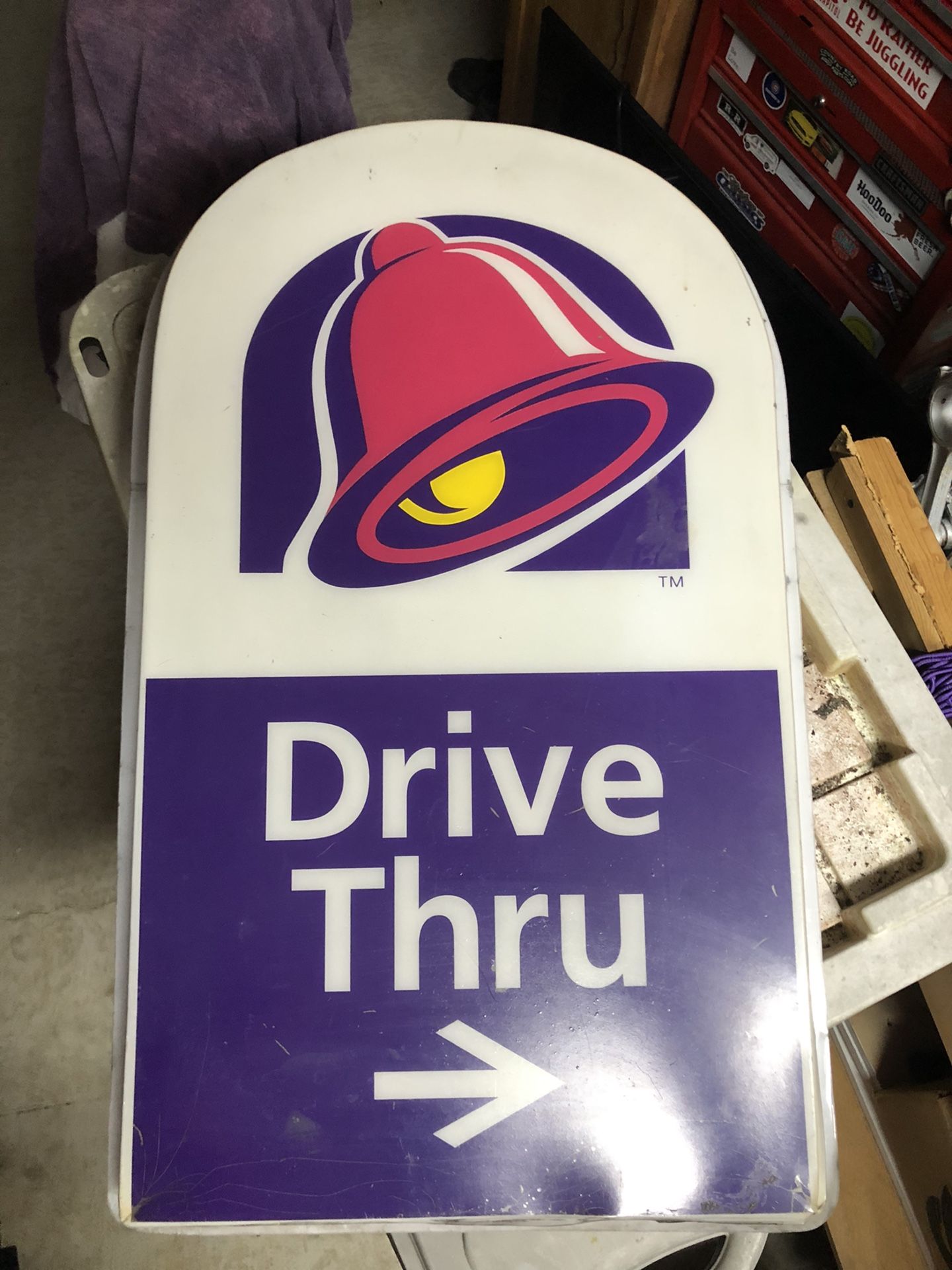 Taco Bell Sign