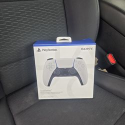 Ps5 controller new in box