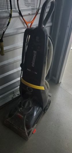 Bissell Carpet Shampooer/Cleaner