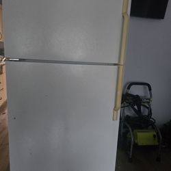 Free Refrigerator 