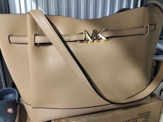 Micheal kors purse
