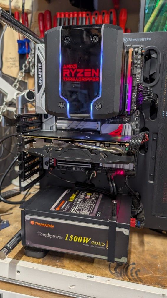 AMD Ryzen Threadripper 2920x CPU Gigabyte X399 Designare EX Motherboard 16GB RAM 1TB NVME SSD Combo