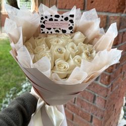 25 Rose Bouquet IG:@frausto_theflorist