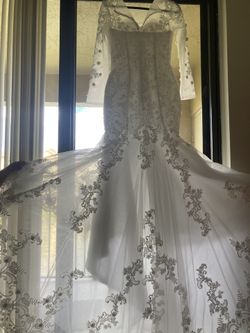 Beautiful ivory Wedding Dress