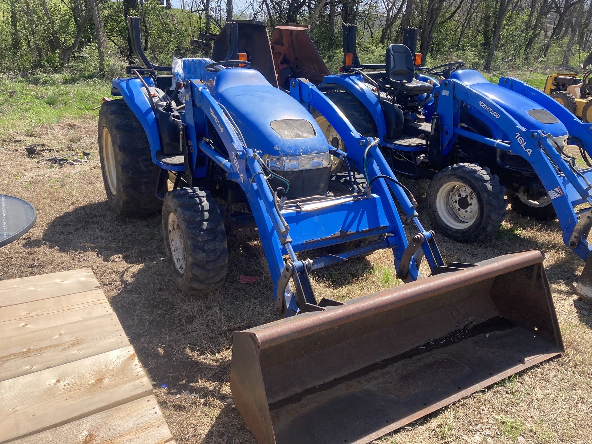 New Holland TC35D Tractors