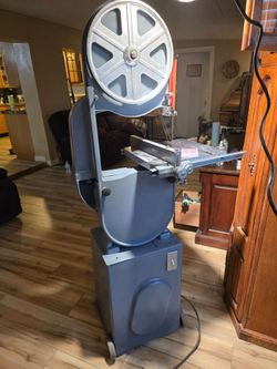 Rockwell Delta Bandsaw