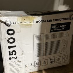 GE 5,000 BTU Mechanical Window Air Conditioner for small rooms
