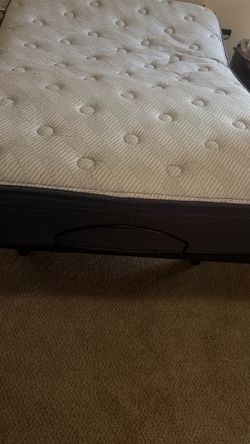 AJUSTABLE BED AND MATTRESS
