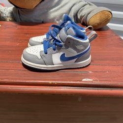 Jordan 1 Mid Cement True Blue Sz 7.5c