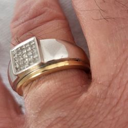 14k Solid Gold 1Ct Diamond Ring Size 11