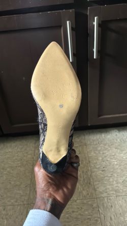 Size 8 Ivanka trump heels