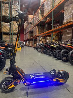 Dual-motor electric scooter