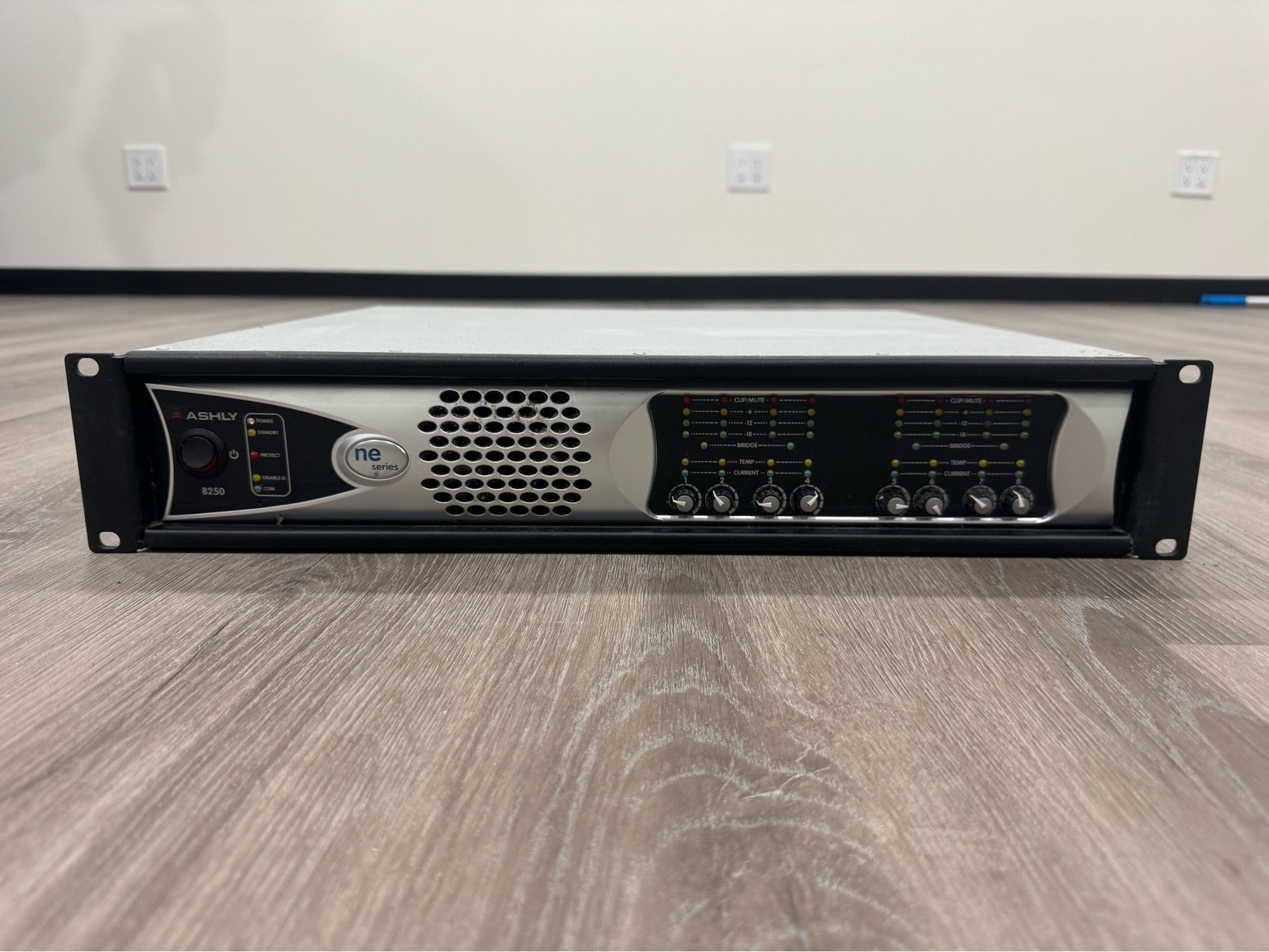 Ashly ne8250.70pe Network Amplifier – Fully Working / Tested
