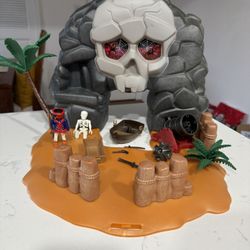 Playmobil Pirates Skull Island Take Along carry case Playset Treasure Island w Minifigures