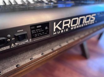 Korg cronos touch