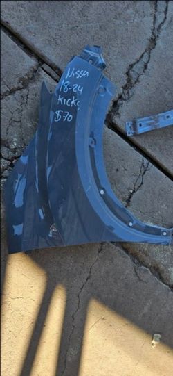 Nissan Kicks Right Fender OEM