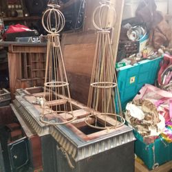 2 Vintage Ivy Topiary Trellis 