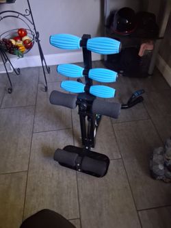 Squat machine