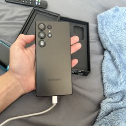 Samsung Galaxy S25 Titanium Black  1TB / 16GB – Brand New, Box Included