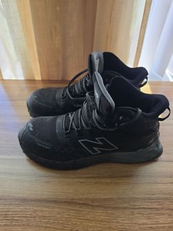 New Balance Safety sneakers 10.5