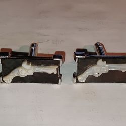 Cufflinks pistol