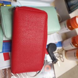 Red Wallet
