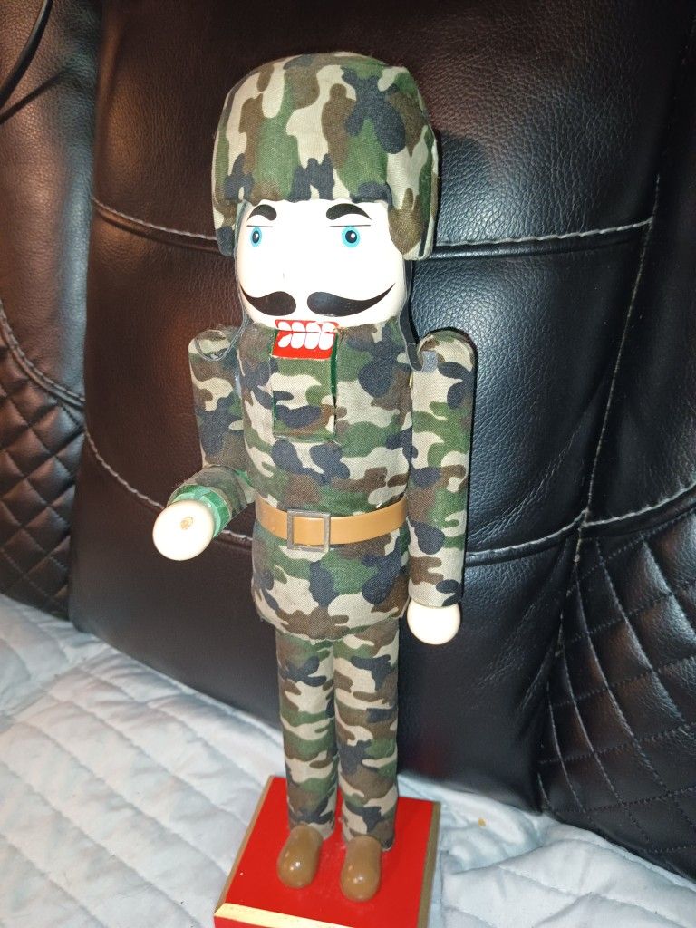 The Nutcracker Christmas Toy Size 1 Ft Tall Must Pick Up Take Cash App