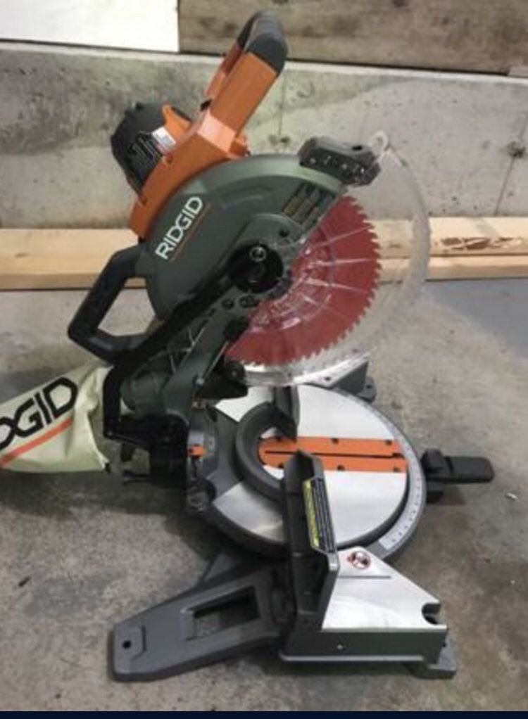 Ridged 10 “ Dual Bevel Miter Saw