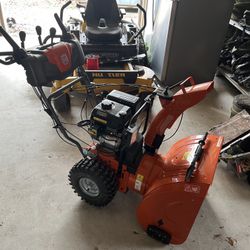 Husqvarna ST224 Snow Blower – 24” 208cc Two-Stage – $600