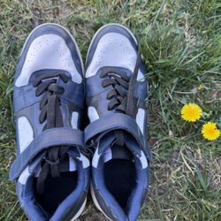 H&M Navy White Men's Athletic Sneakers Lace Up Hook & Loop Low Top
