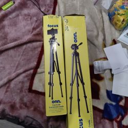 Camera/Cellphone Stand