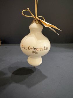 Rare Unique 1996 Reindeer Tracks New Orleans 24k Gold Hand Painted Ornament