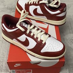 Dunk Low Vintage Red
