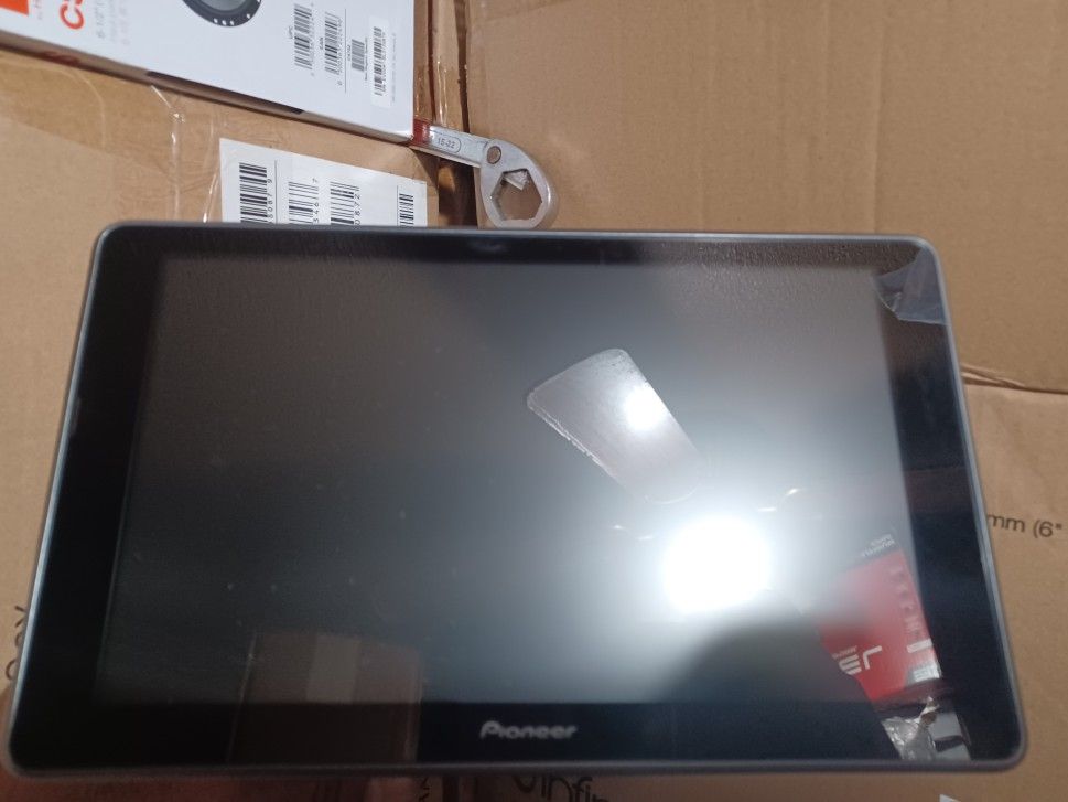 Pioneer 9" Floating Screen Double Din