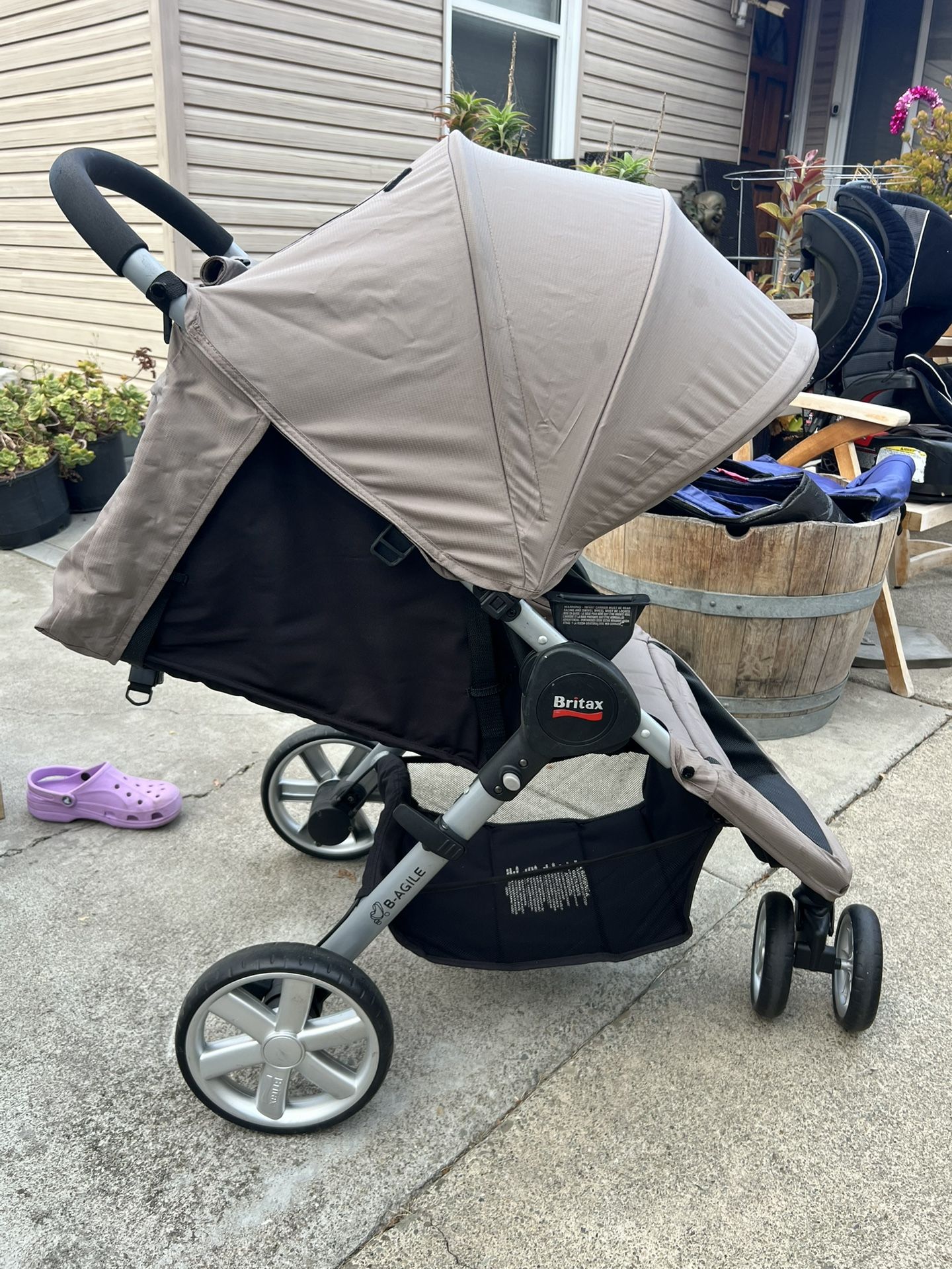 Britax B-Agile car seat / stroller combo