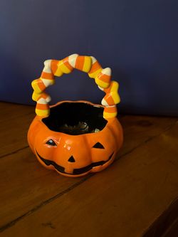 Halloween ceramic pumpkin basket