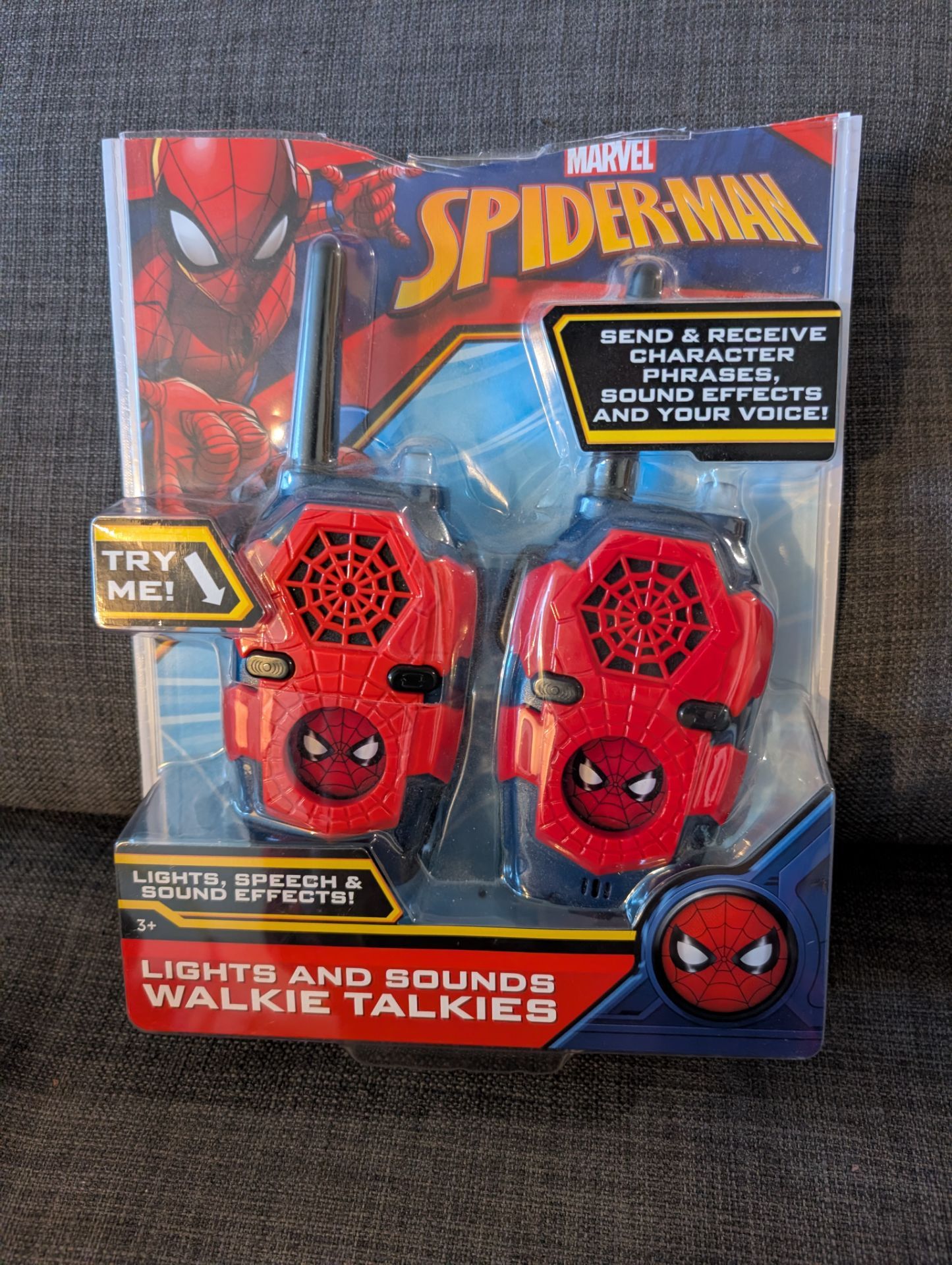 Kid's Spider-Man Walkie Talkies!