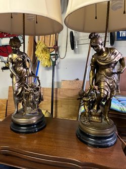 Beautiful matches bronze sculpture lamps