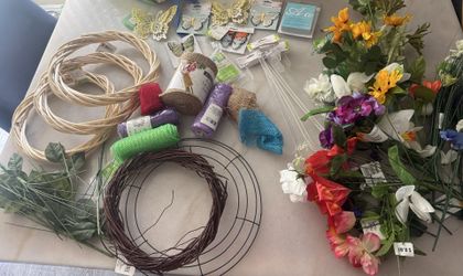 Flower wreath supply bundle- Arts & Crafts