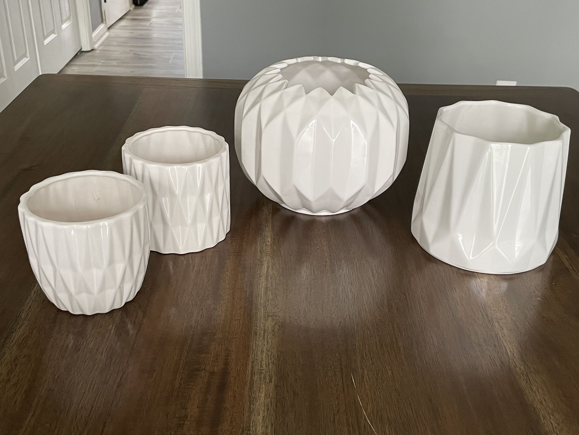 4 White Ceramic Geometric Aztec Flower Pots Planters