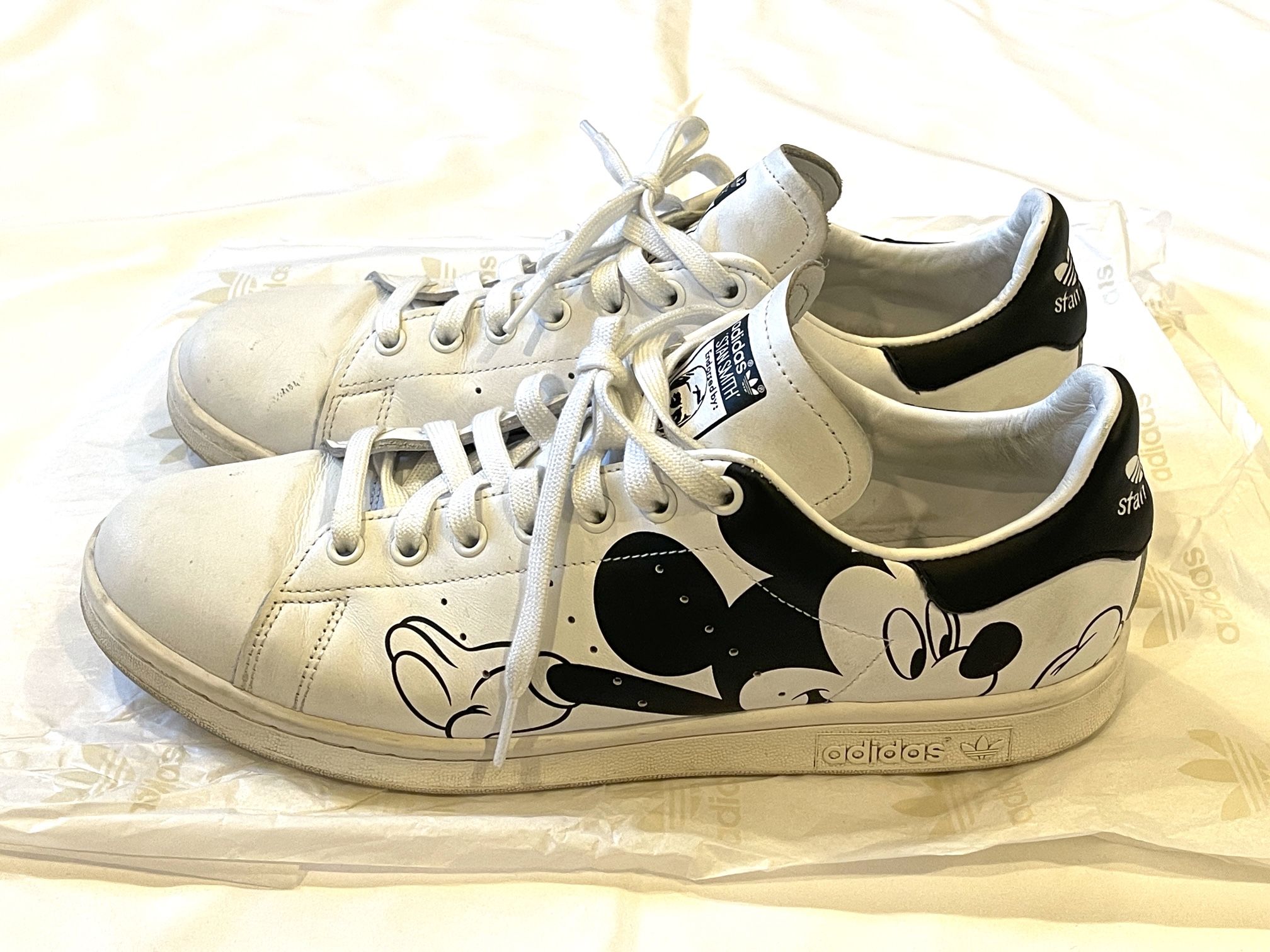 Adidas Disney Mickey Mouse Stan Smith FW2895 Lace Up Sneakers 