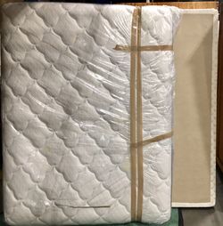 $150. Queen Mattress n boxspring